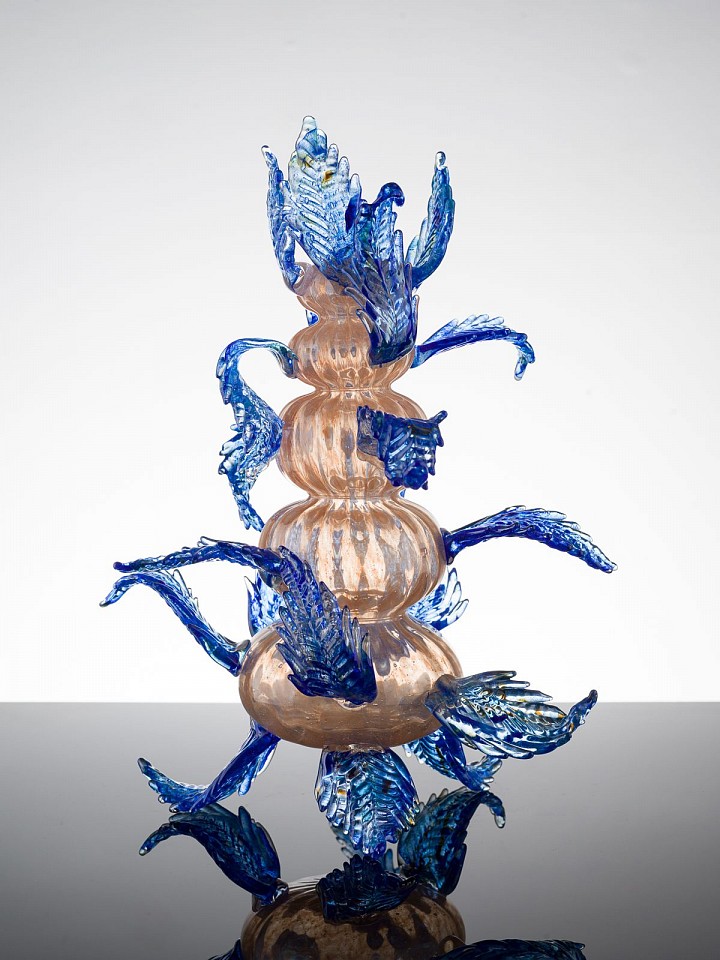 Dale Chihuly, Pale Pink Piccolo Venetian with Larkspur Blue Leaves
1995, Glass